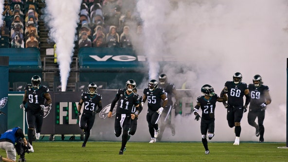 Eagles, Cowboys meet in battle for first place in lackluster NFC East