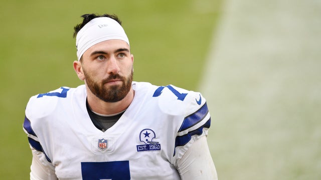 Cowboys QB Dalton out vs Eagles, rookie set for 1st start