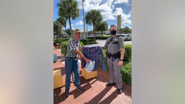 After homeless man passes ‘call the police’ note at McDonald’s, deputy buys him new shoes