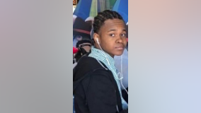 Philadelphia police ask public's help finding missing 17-year-old boy