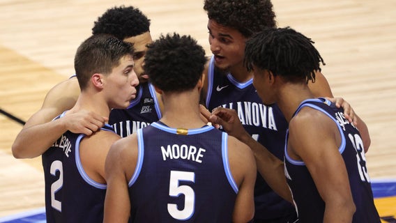 No. 12 Villanova hands No. 17 Texas first loss 68-64