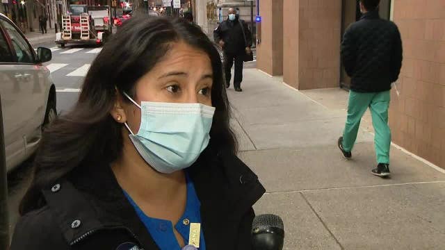 Jefferson Hospital nurse becomes first staff member to receive COVID-19 vaccine