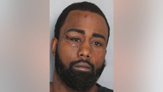 Troopers: Philadelphia man threatened bar worker, chased in Delaware