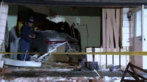 Police: Off-duty Philadelphia officer believed to have been at FOP lounge prior to crash that injured 2