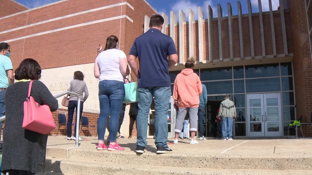 Lansdale pharmacy vaccinates thousands at North Penn High School clinic