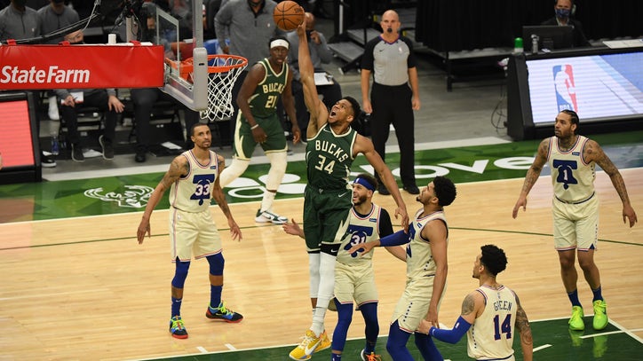 Antetokounmpo's big day helps Bucks trounce 76ers 132-94 - Vimarsana News