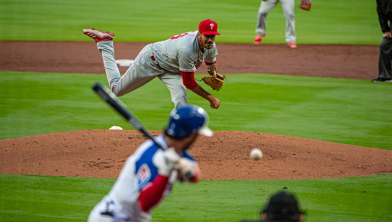 Ozuna homers during 5-run 10th inning, Braves beat Phillies 5-1