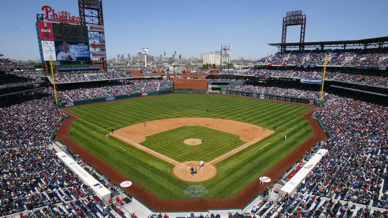 Citizens Bank Park will return to full capacity on Jun. 12, tailgating