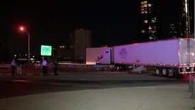 Tractor trailer crashes at 30th street; blocks traffic