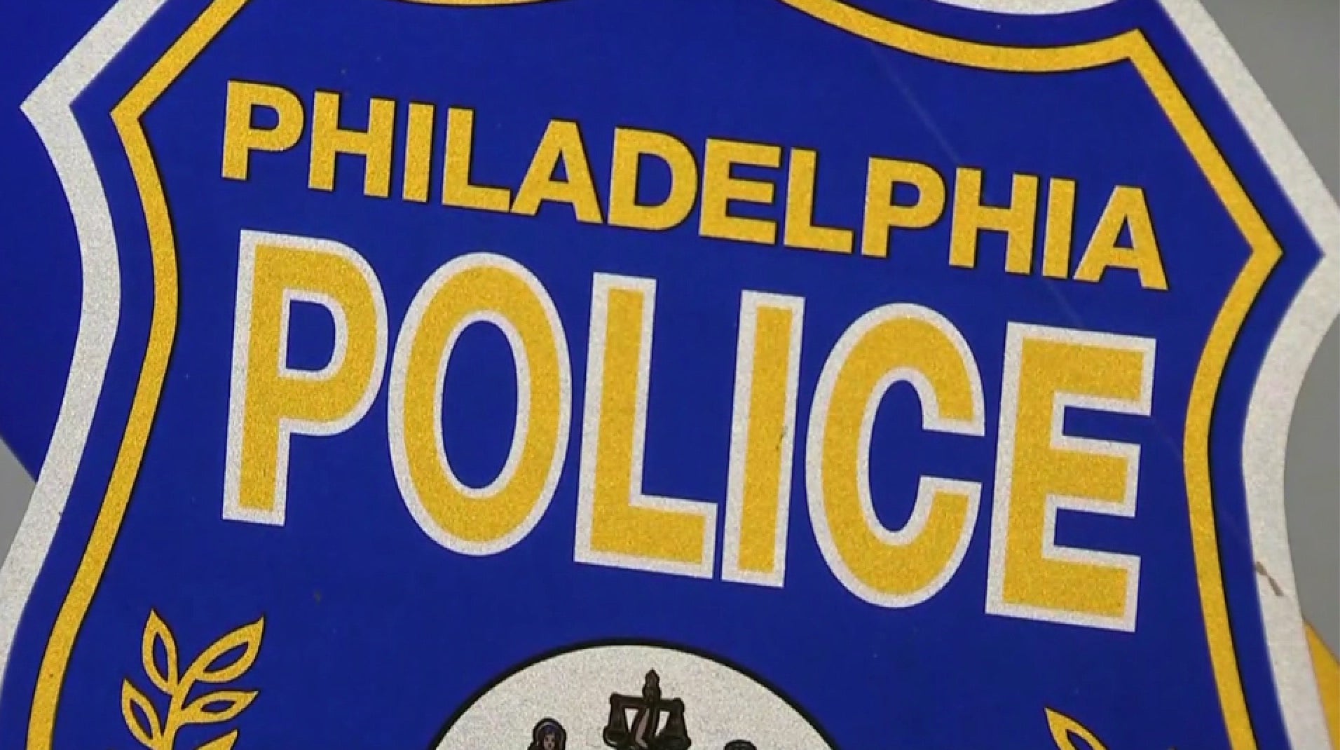 Man killed in shooting on Walnut Street in West Philadelphia