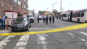 Police: North Philly double shooting kills 1 man, critically injures a second man