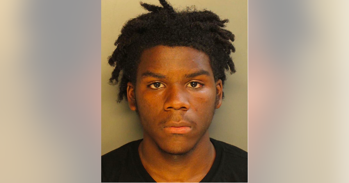 Suspect turns self in after violent group attack on man in Queen Village | FOX 29 Philadelphia