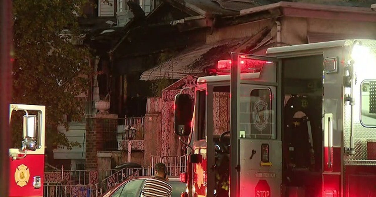 2 dead, 2 injured in West Philadelphia fire that spread to 5 homes ...