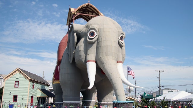 Jersey Shore's Lucy the Elephant will get new skin