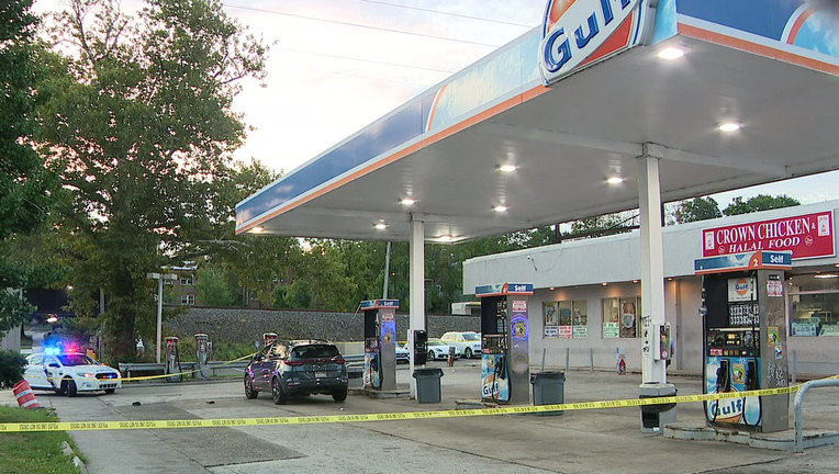 Man shot killed in gas station parking lot, police say