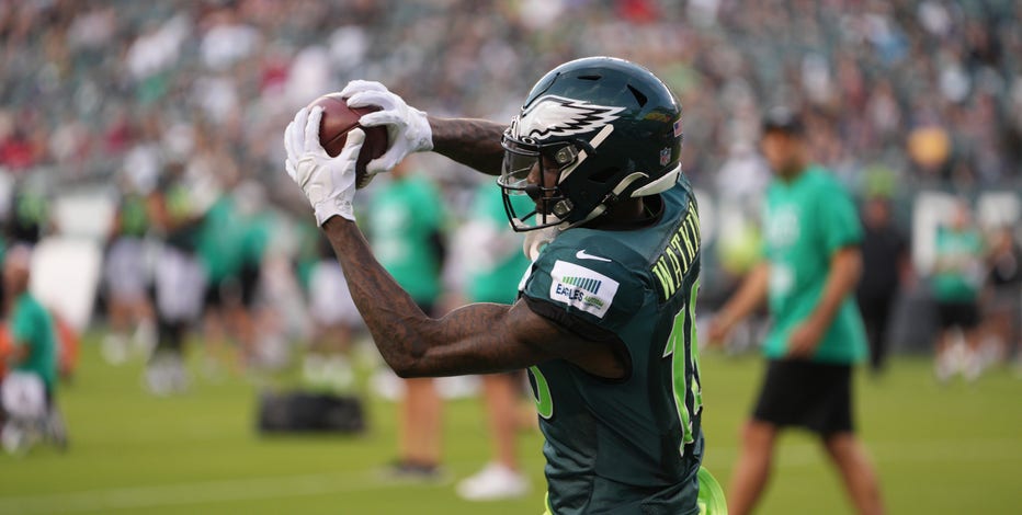 Eagles receiver Quez Watkins trying to catch on as starter