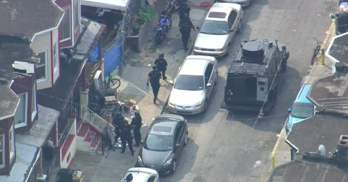 Man dies after being shot 32 times throughout body in Kensington ...