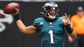 Hurts impressive as Eagles rout Falcons in season opener, 32-6