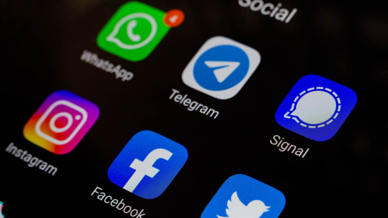 Facebook, Instagram and WhatsApp working again after global outage