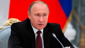 Putin orders Russians stay off work for a week amid rising COVID-19 infections, deaths