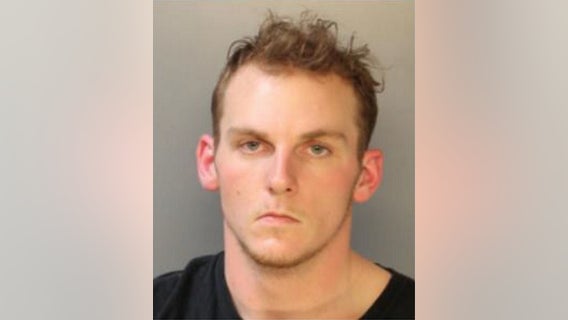 Man in custody after knife-point assault of pregnant woman at South Philly SEPTA station