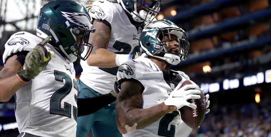 Eagles run for 4 TDs in 44-6 victory over winless Lions