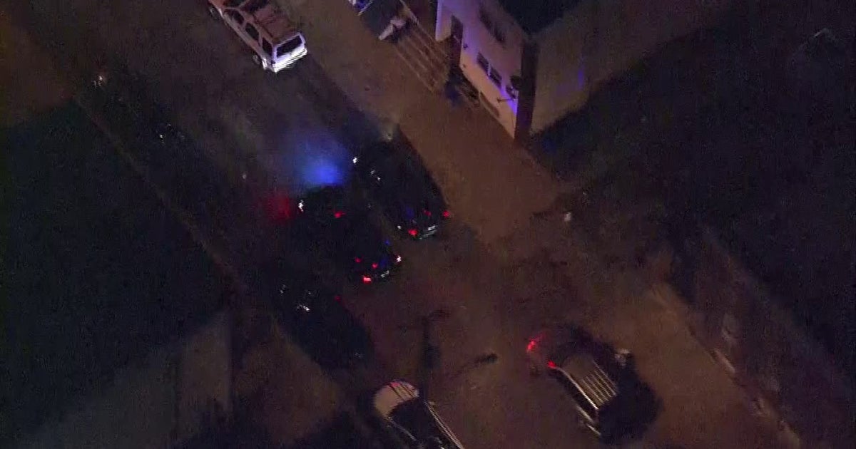 Police: Man, 31, fatally shot 8 times in West Philadelphia | FOX 29 ...