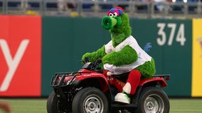 Original Phillie Phanatic will return following agreement