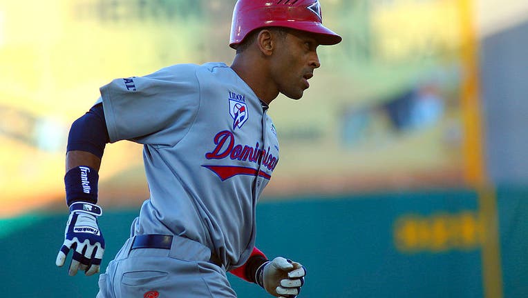 Republica Dominicana v Venezuela - Caribbean Series 2013