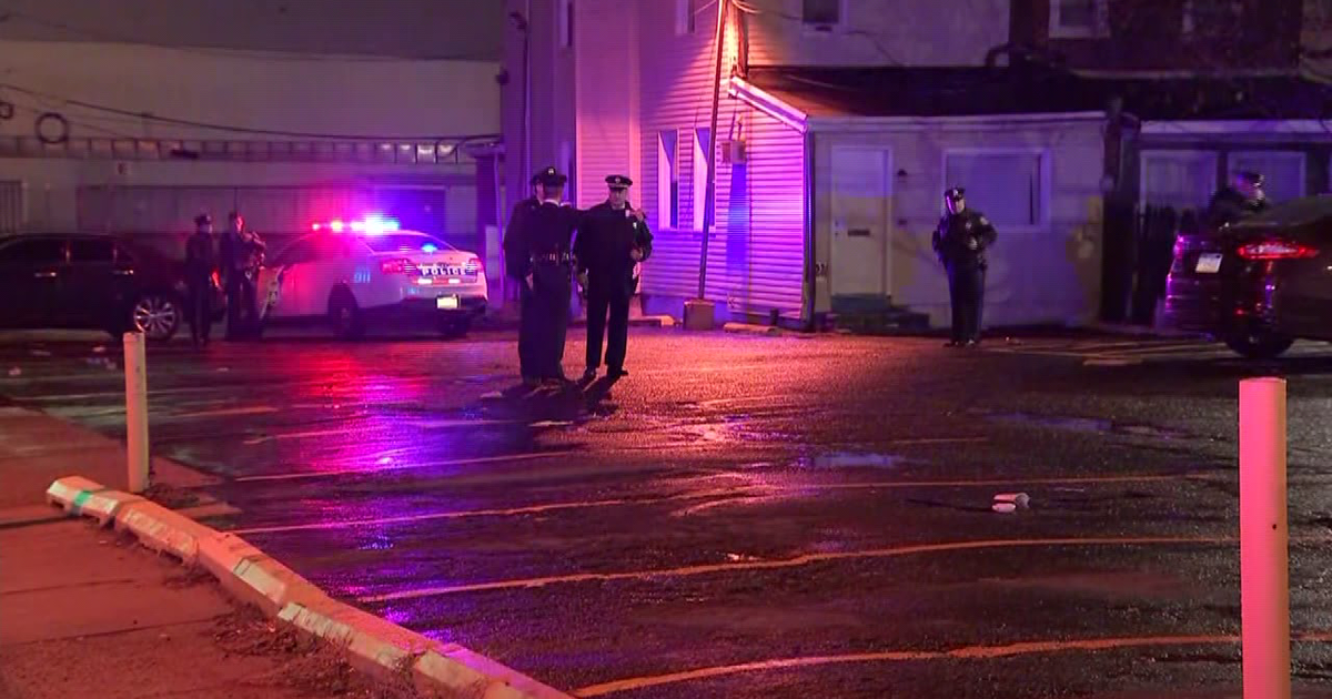 Police: 2 men shot, killed after argument in parking lot of Wissinoming ...