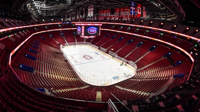 Flyers, Canadians play at empty Bell Centre amid COVID-19 surge