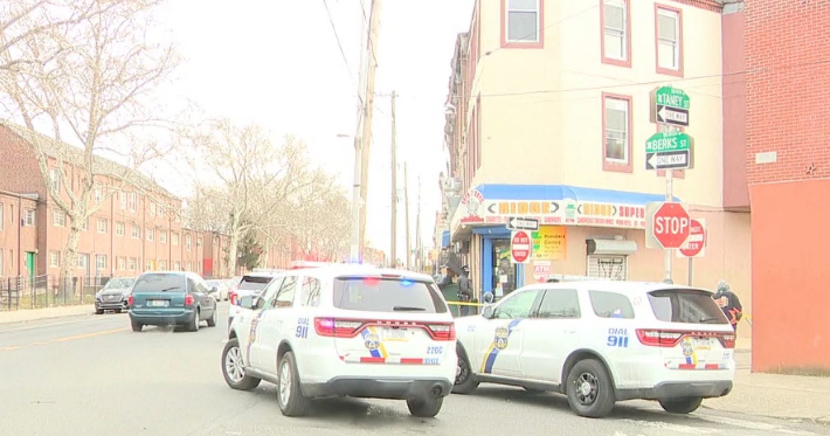 Man critical after shooting inside grocery store in North Philadelphia ...
