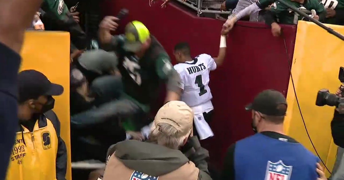 Hurts asks Washington for response to railing collapse | FOX 29 ...