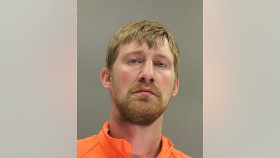 Prosecutors: New Jersey man used Snapchat to lure underage girl, mom alerted police