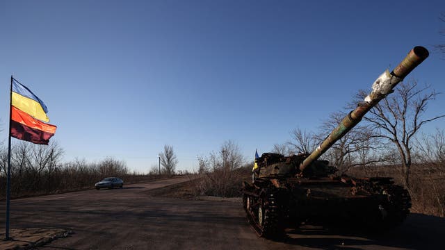 Russia adds 7K more troops near Ukraine border, US official says