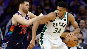 Antetokounmpo's 40 points, late block lead Bucks past 76ers