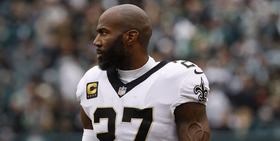 Retired Eagles star Malcolm Jenkins to hit Delaware in free fall event