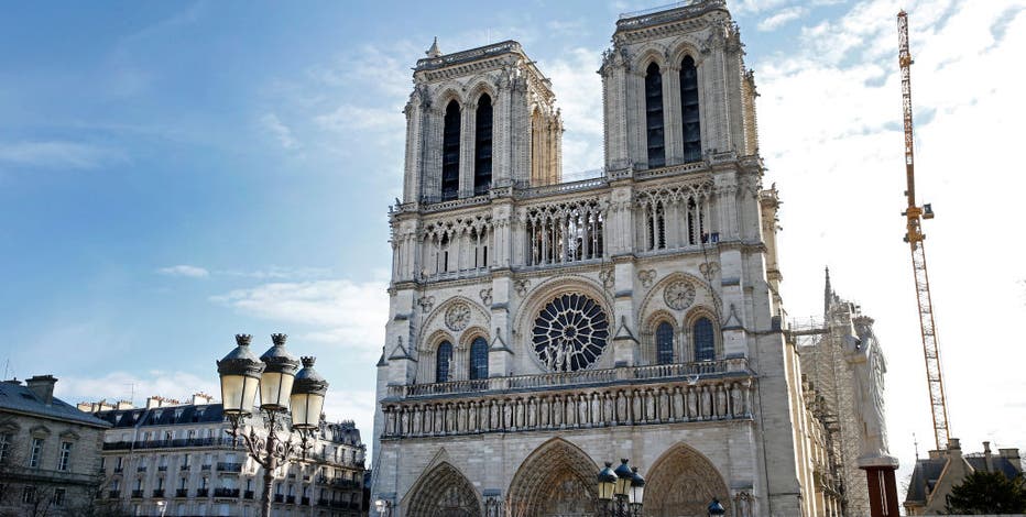 Moderator asks churches and cathedrals to toll bells for Notre