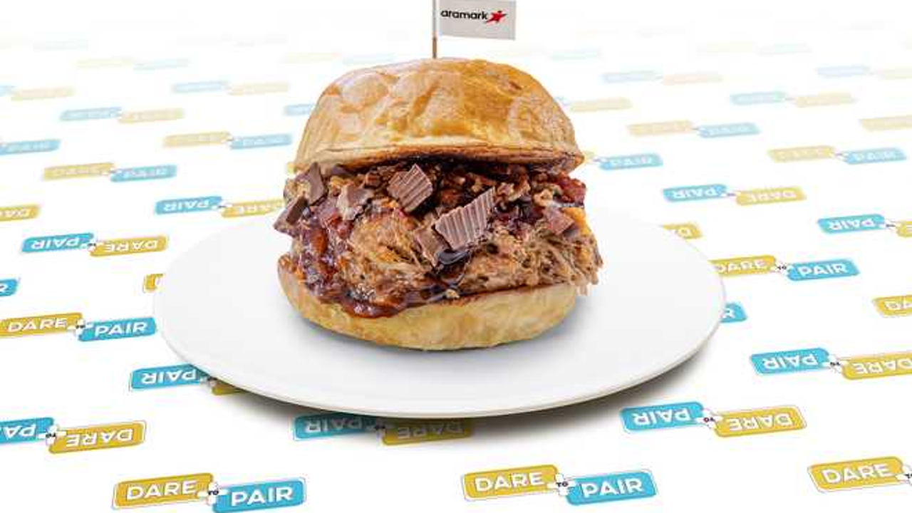 Maple BBQ Bacon Burger - Martin's Famous Potato Rolls and Bread