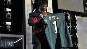 Eagles trade up to No. 13, take defensive tackle Jordan Davis