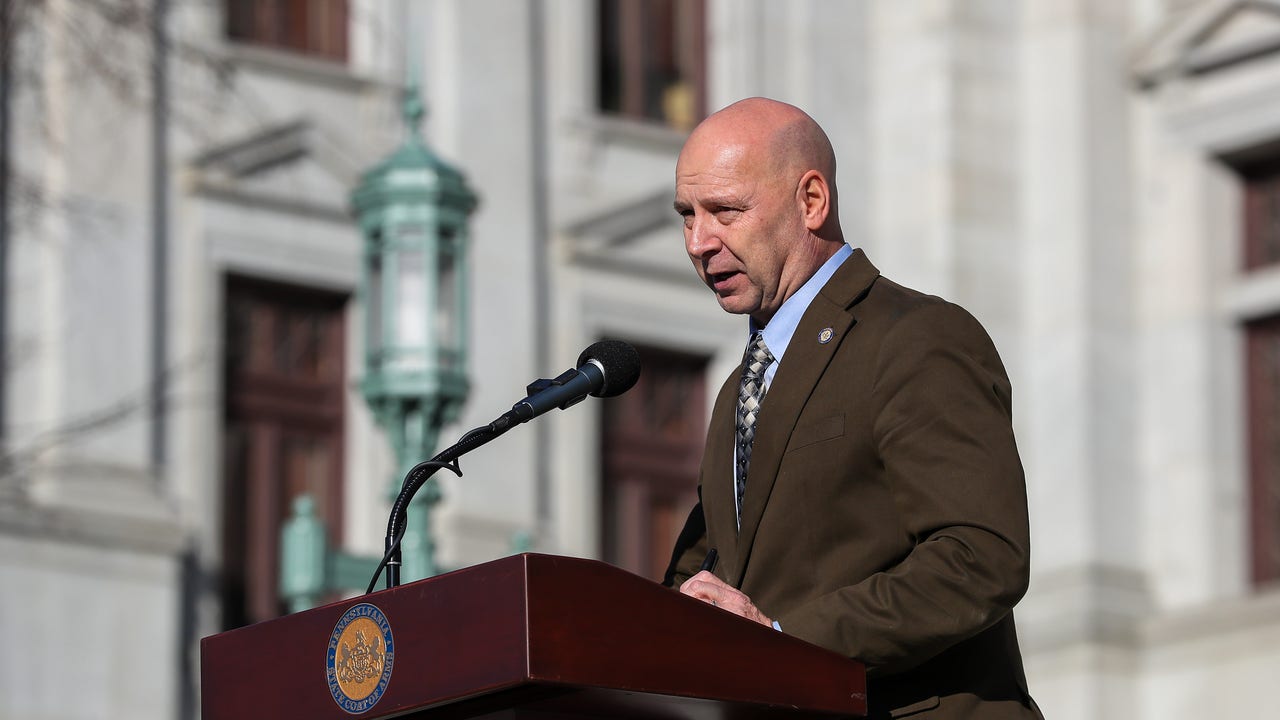 GOP fears far-right candidate will be Pennsylvania governor nominee