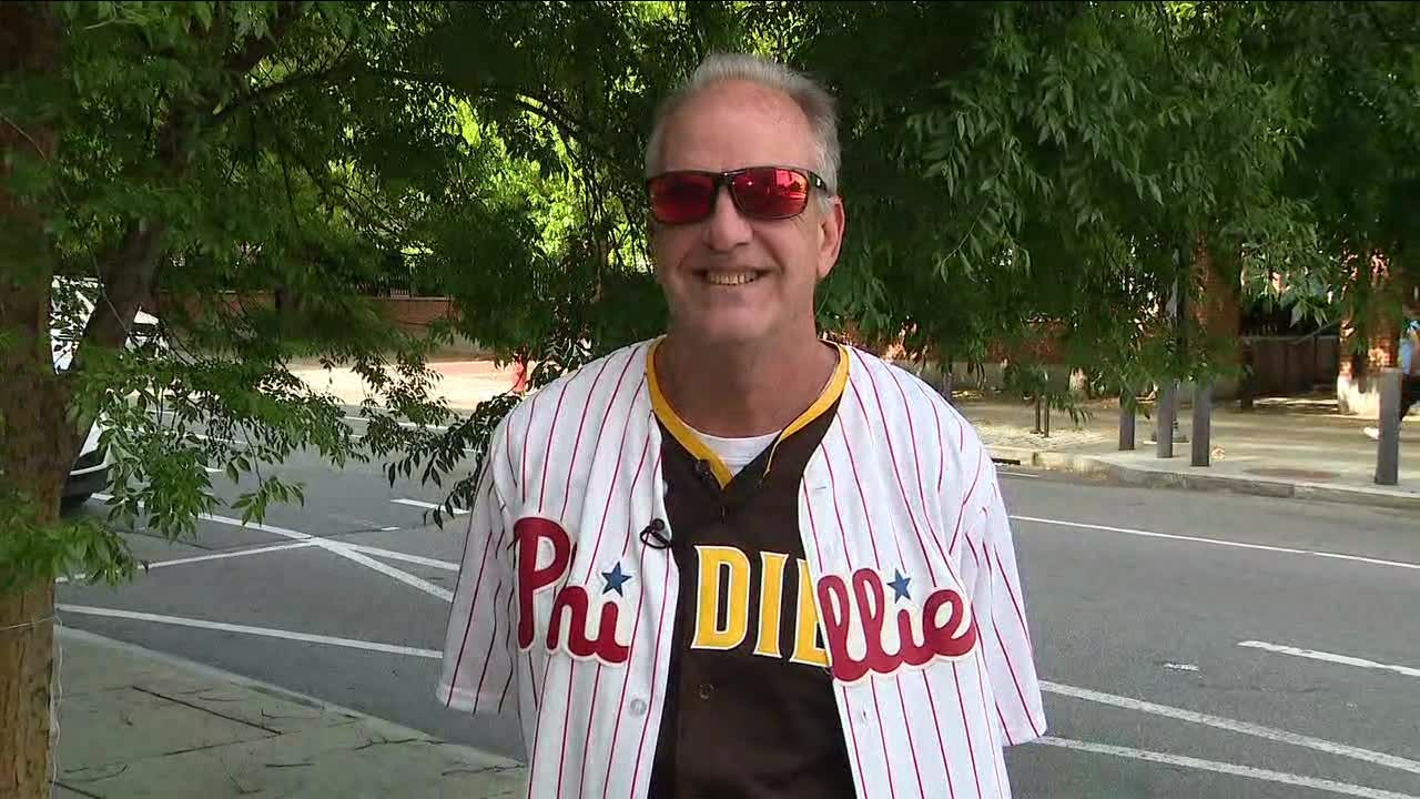 Double Duty: Aaron, Austin Nola's Dad cheers on sons as Phillies face Padres