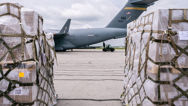 Baby formula shortage: Emergency shipment arrives at Pennsylvania distribution center