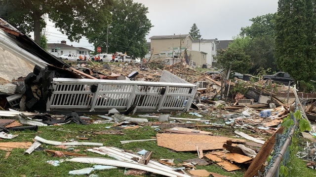 'It looked like an apocalypse': Neighbors react to deadly house explosion in Pottstown