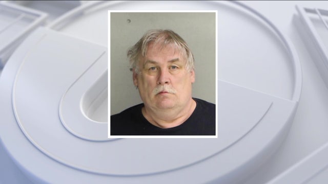 Pa. man found with over 250 child sexual abuse materials after tip from Apple, DA says