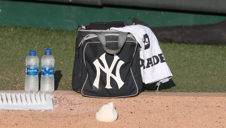 yankees equipment