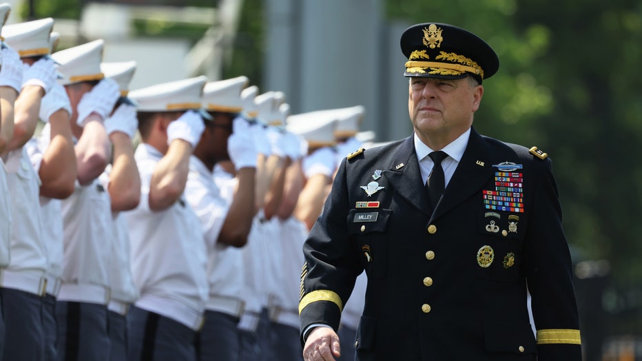 45d6ac17-Nearly 1000 Cadets Graduate From U.S. Military Academy At West Point