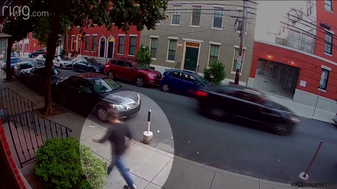费城男子在Fairmont区被一群青少年袭击抢劫（视频）