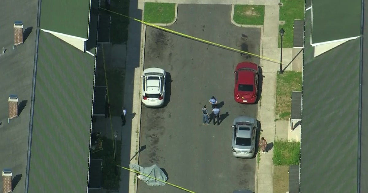 Police: 2 killed in South Philadelphia daytime shooting | FOX 29 ...