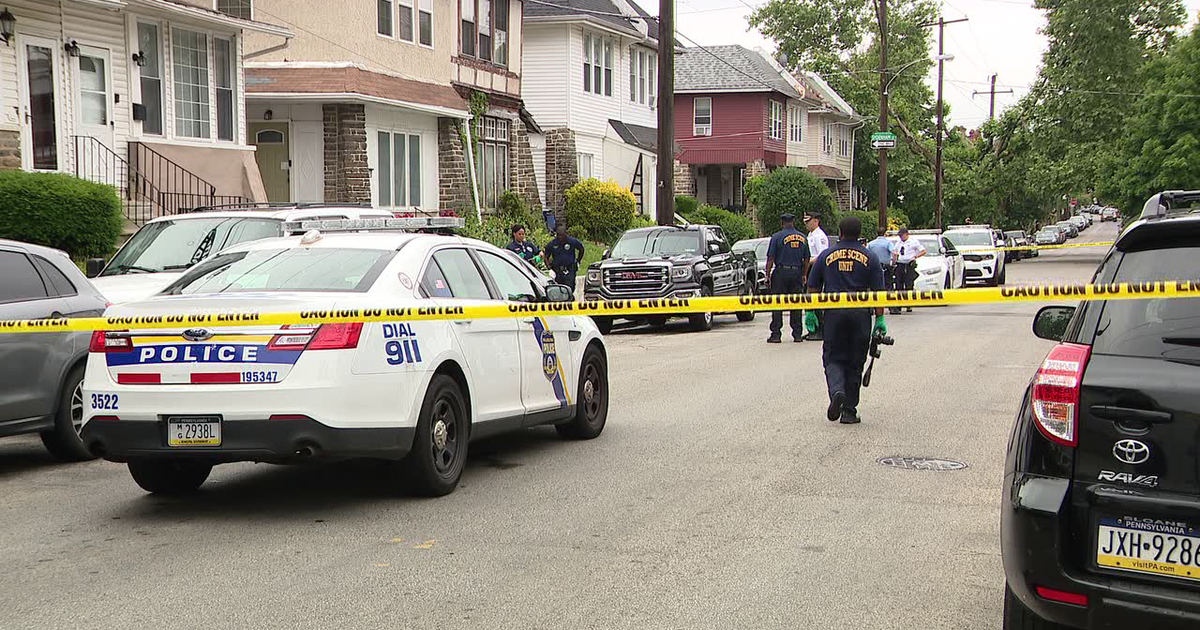 Police: 1 man dead, 2 men in custody after West Oak Lane shooting | FOX ...